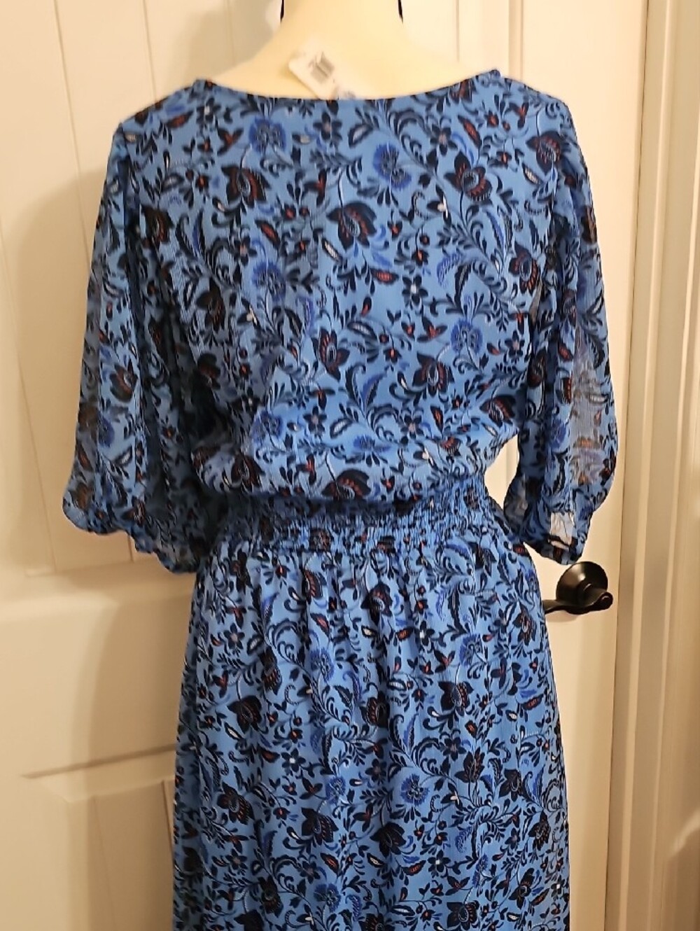Old Navy Blue Floral V-Neck Midi Dress with Smocked Waist and Puff Sleeves - Picture 6 of 8